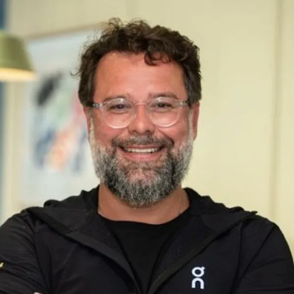 Gustavo Ahrends