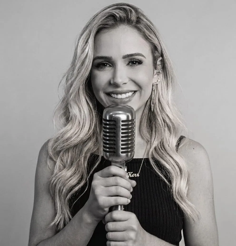 Angélica Kerr