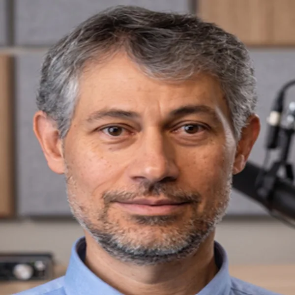Luis Carvalho