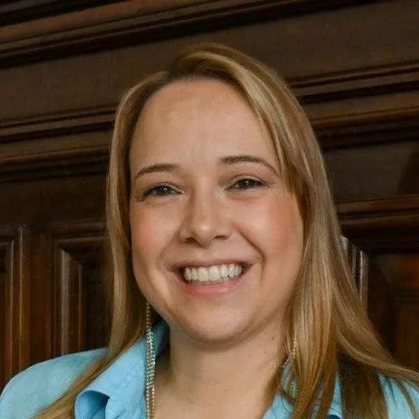 Marília Marton