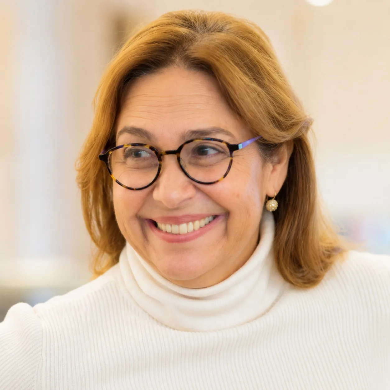 Lucia Hauptman
